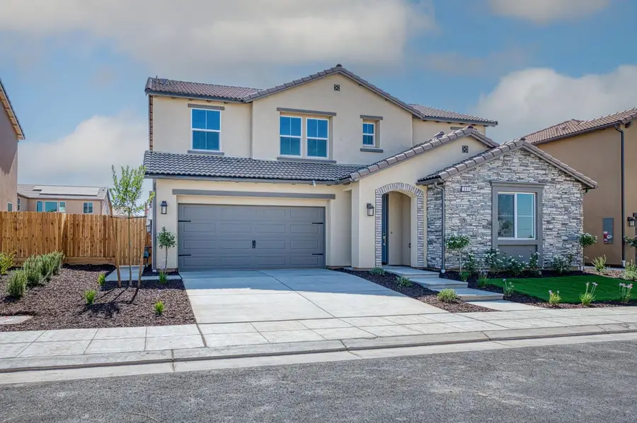 989 Talus Way S, Madera, CA 93636 - #2