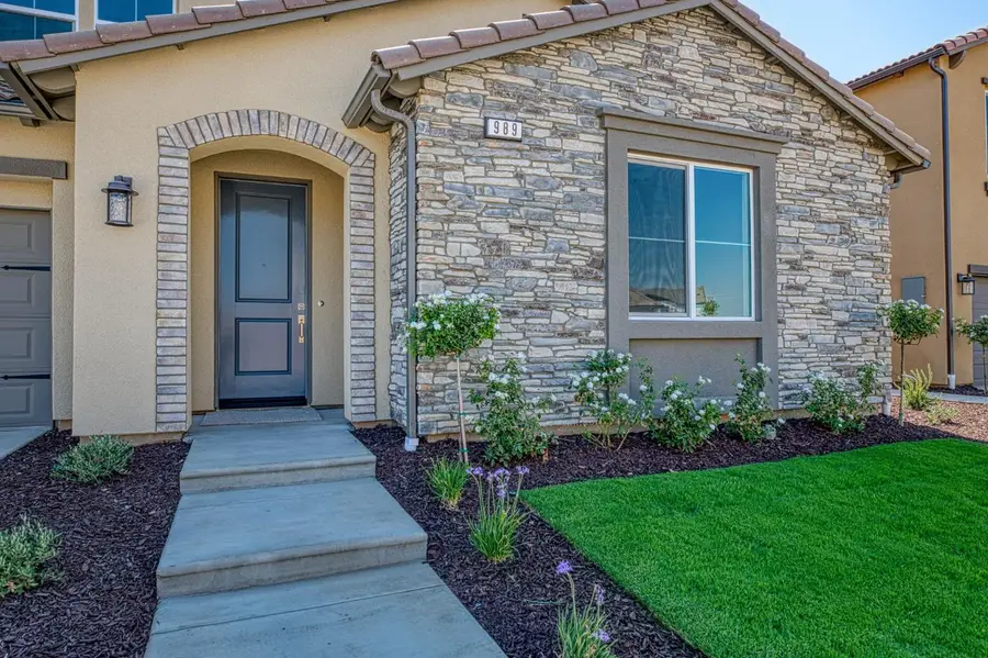 989 Talus Way S, Madera, CA 93636 - #3