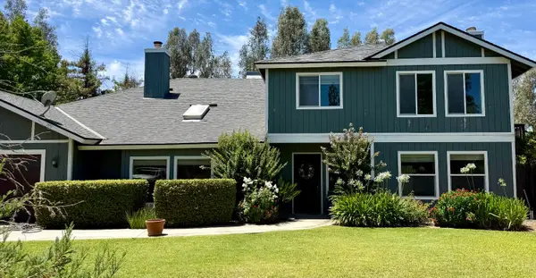 12724 Trieste Drive, Madera, CA 93636