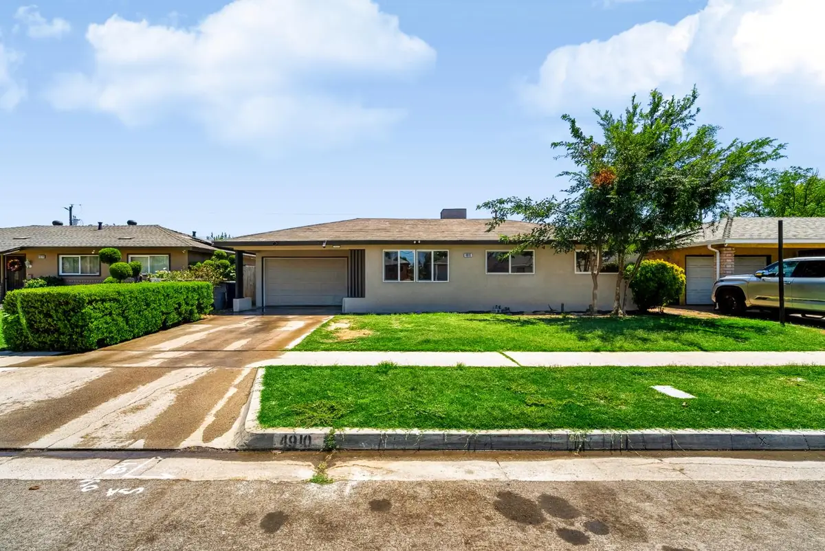 4910 E Carmen Avenue, Fresno, CA 93727 - #1