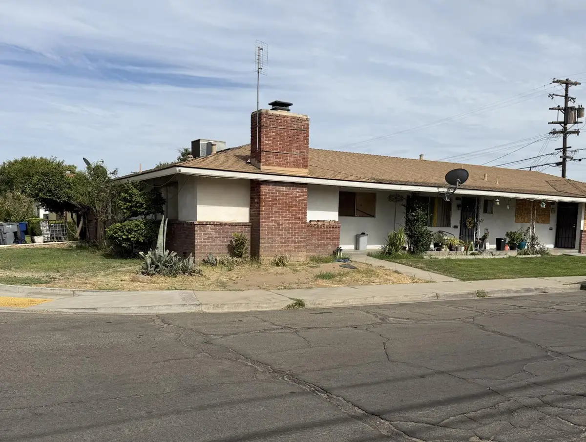 1232 Delno, Fresno, CA 93728 - #1