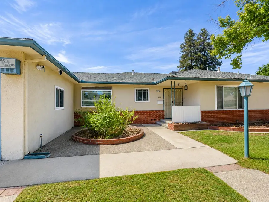 1539 E Stuart Avenue, Fresno, CA 93710 - #2