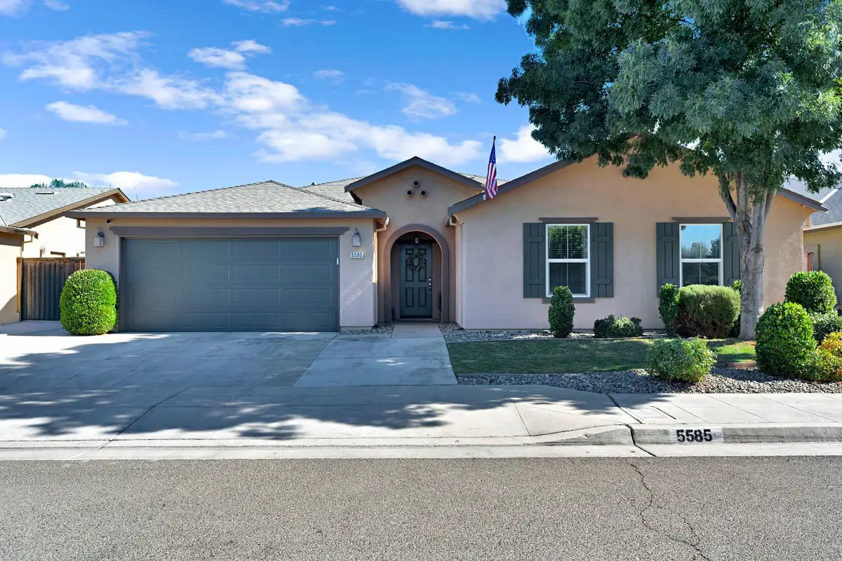 5585 E Laurite Avenue, Fresno, CA 93727 - #1