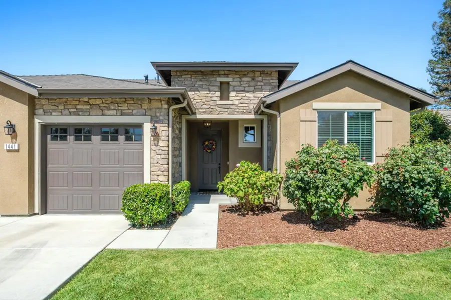 1441 22nd Avenue, Kingsburg, CA 93631 - #3