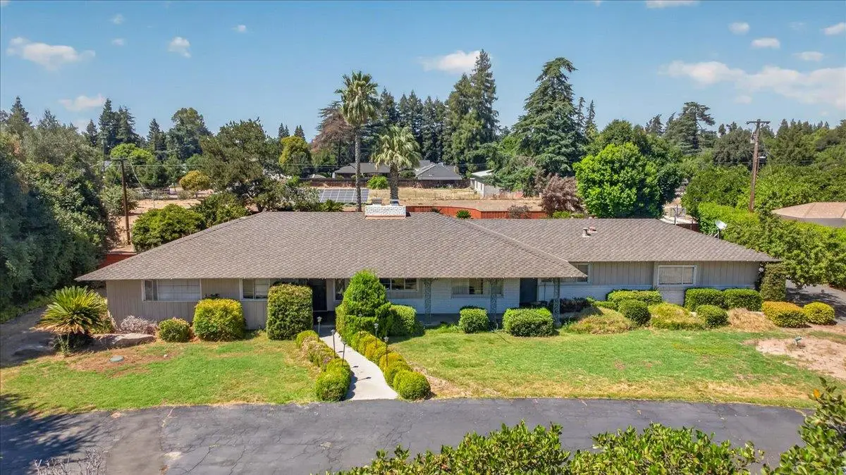 5435 E Liberty Avenue, Fresno, CA 93727 - #1
