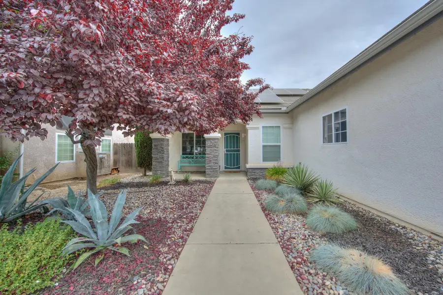 2596 E Plymouth Way, Fresno, CA 93720 - #3