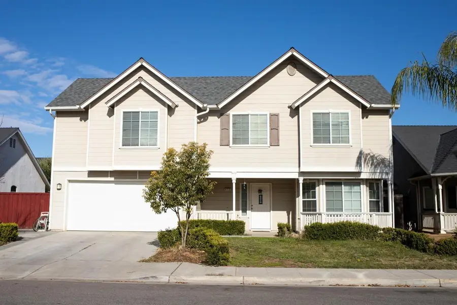 4712 W Celeste Avenue, Fresno, CA 93722 - #2