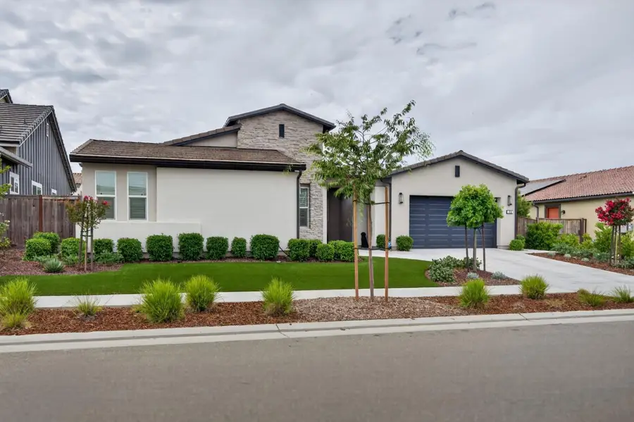 768 Overstone Avenue, Madera, CA 93636 - #3