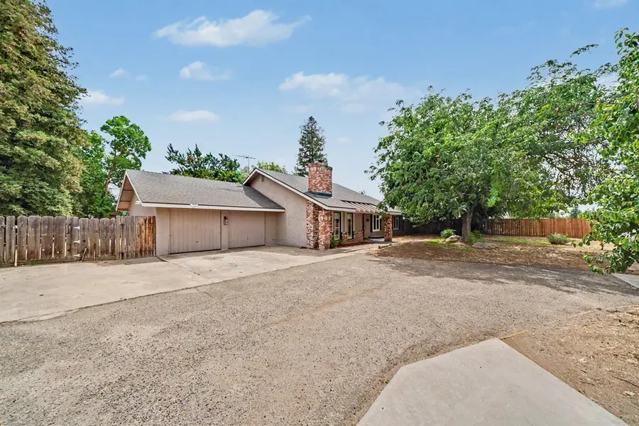 36400 Avenue 12, Madera, CA 93636 - #2