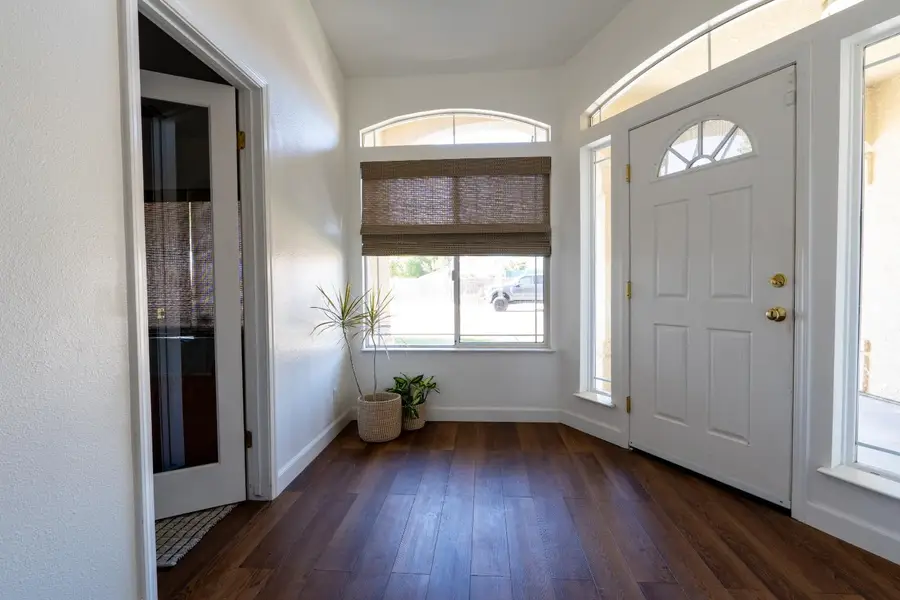 191 Orange Street, Kingsburg, CA 93631 - #3