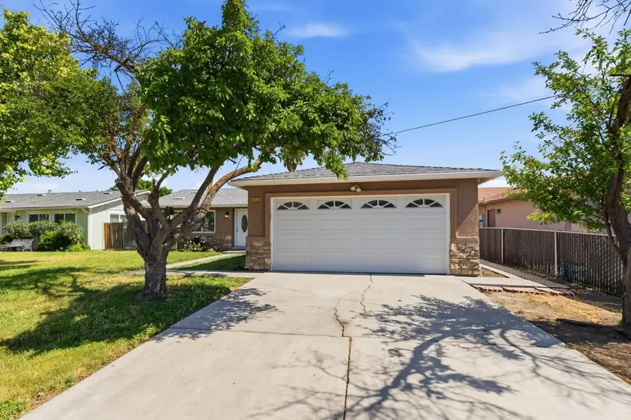 8420 4th Street, San Joaquin, CA 93660 - #2