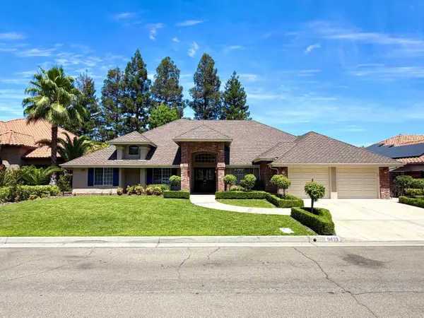 9433 N Ashurst Drive, Fresno, CA 93720