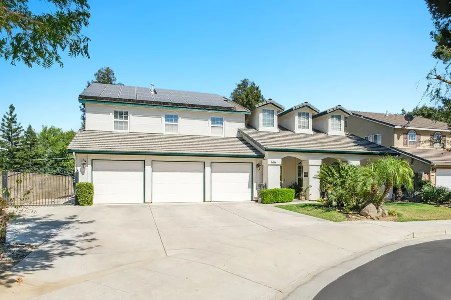 741 N Oxford Avenue, Clovis, CA 93611 - #3
