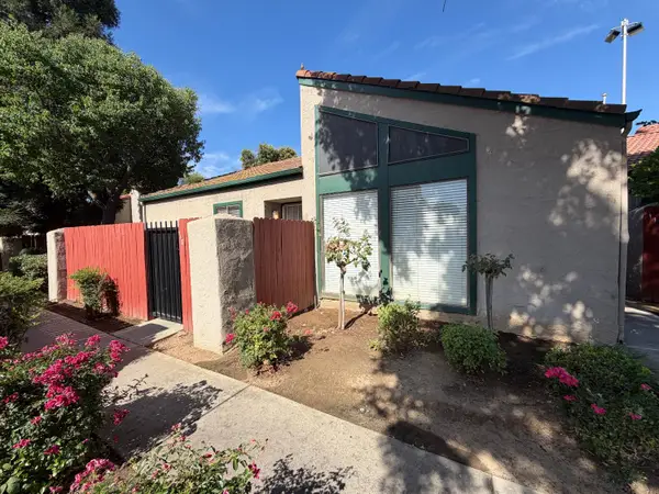 5965 E Shields Avenue #117, Fresno, CA 93727