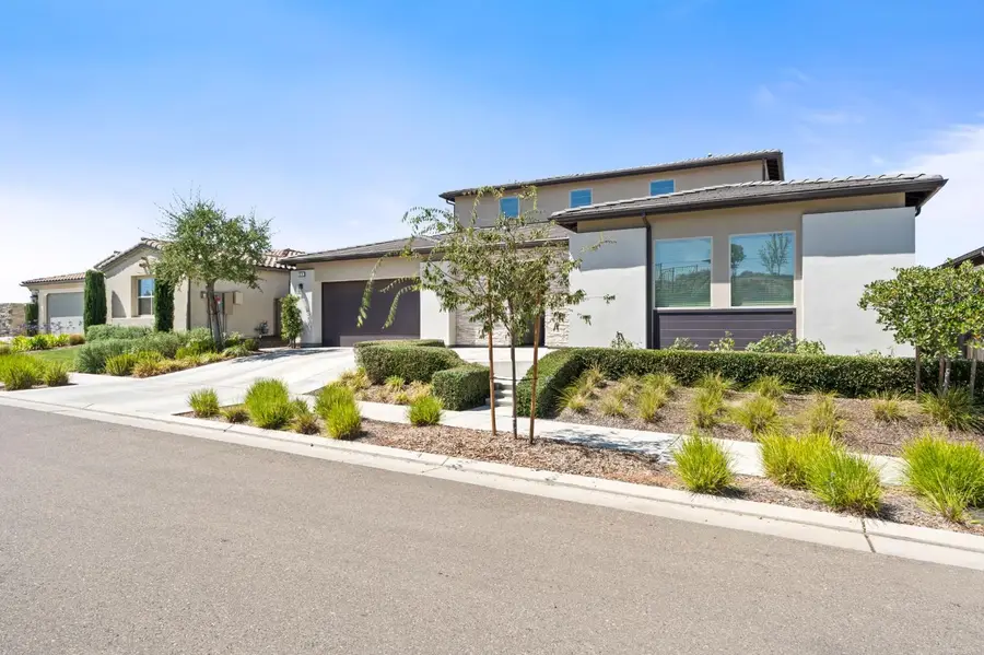 874 Overstone Avenue, Madera, CA 93636 - #3