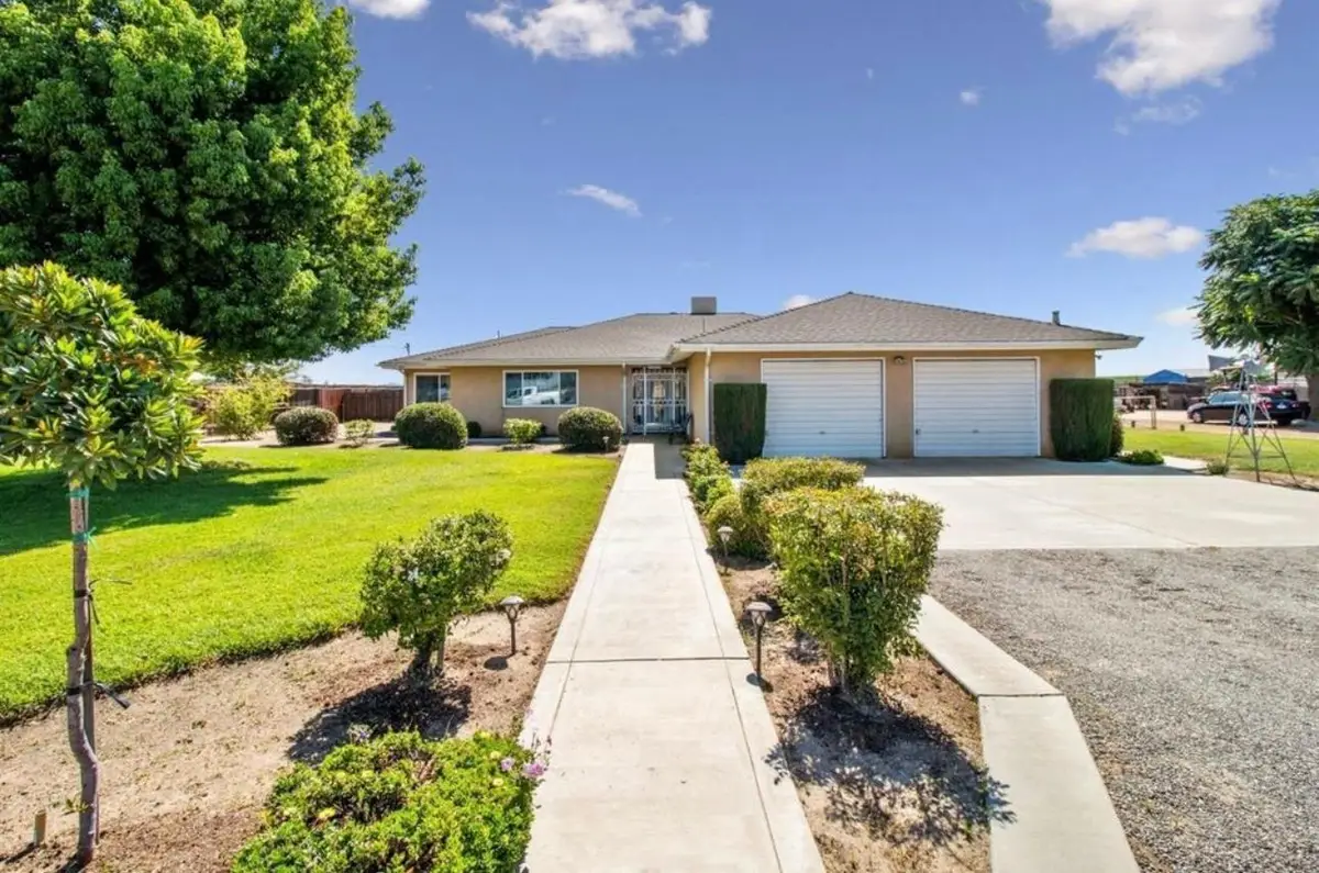 12420 S Chestnut Avenue, Fresno, CA 93725 - #1