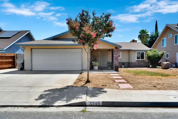 3745 Sunnyside Avenue, Clovis, CA 93611