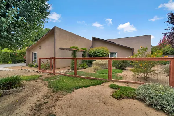 1643 W Bullard Avenue, Fresno, CA 93711