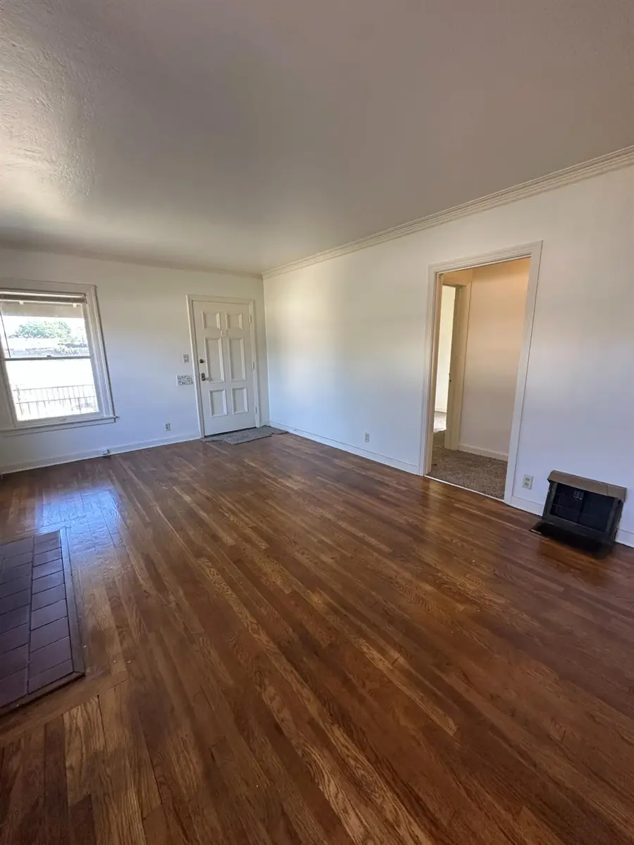 330 W Olive Avenue, Fresno, CA 93728 - #3