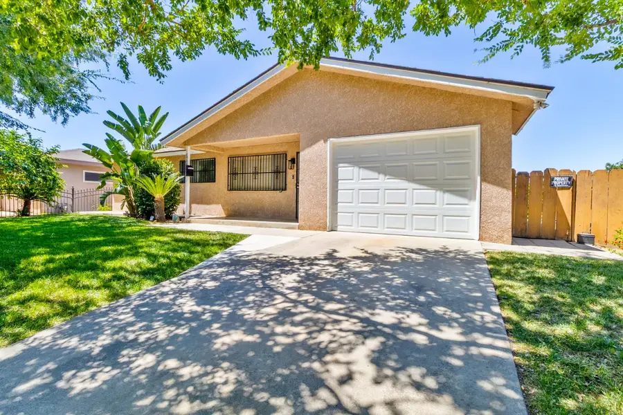 2518 W Pontiac Way, Fresno, CA 93705 - #2