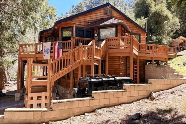 41563 River Falls, Oakhurst, CA 93644