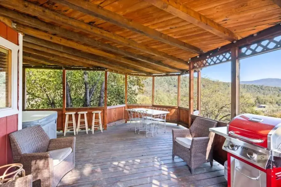 41563 River Falls, Oakhurst, CA 93644 - #2