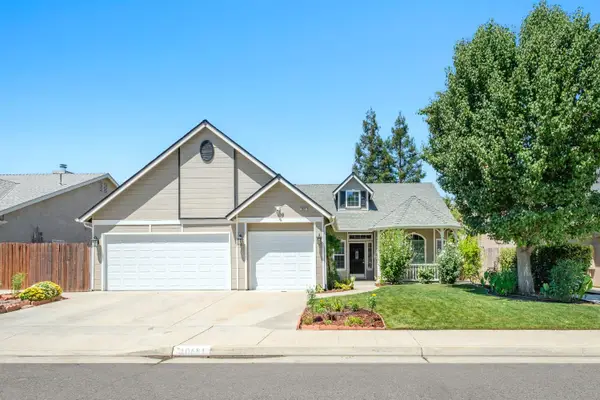 10681 N Jackson Avenue E, Fresno, CA 93730