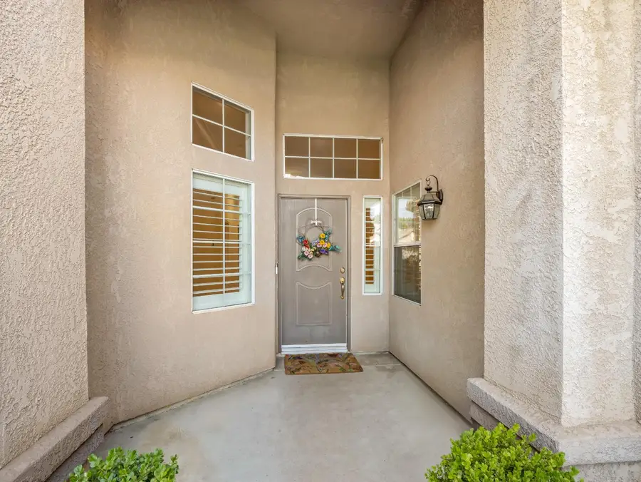 8051 N Paula Avenue, Fresno, CA 93720 - #3