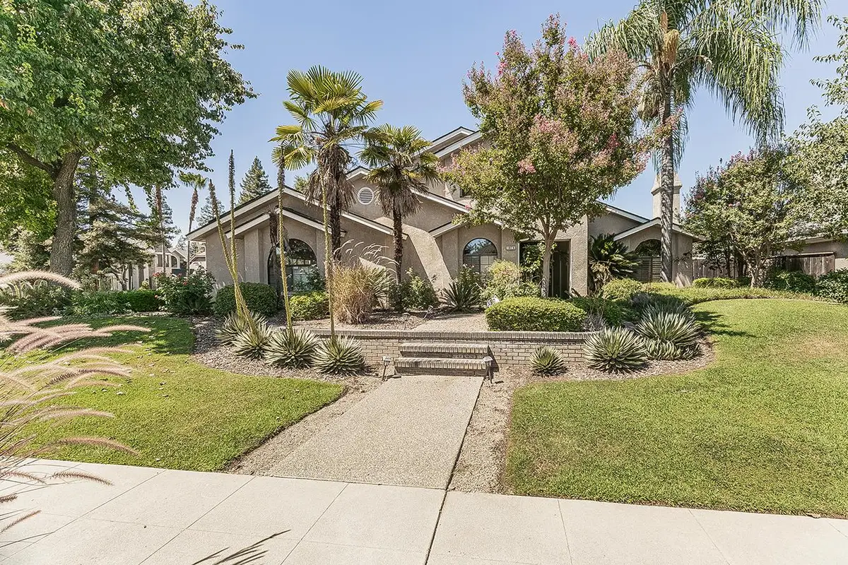 1074 E Cole, Fresno, CA 93720 - #1