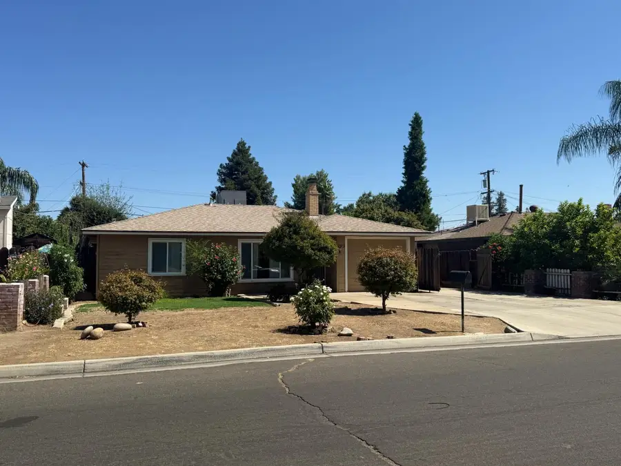 1313 E Griffith Way, Fresno, CA 93704 - #3