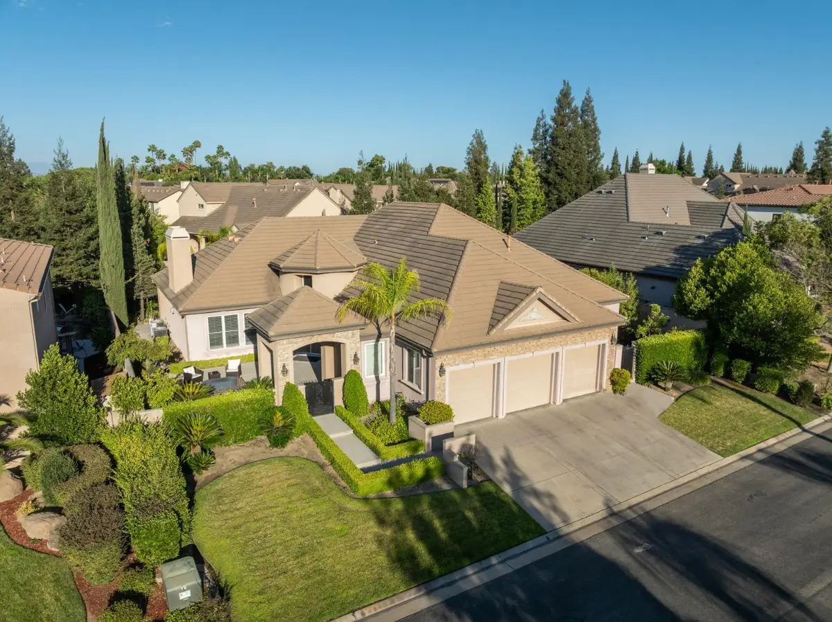 10788 N Golden Eagle Drive, Fresno, CA 93730 - #1