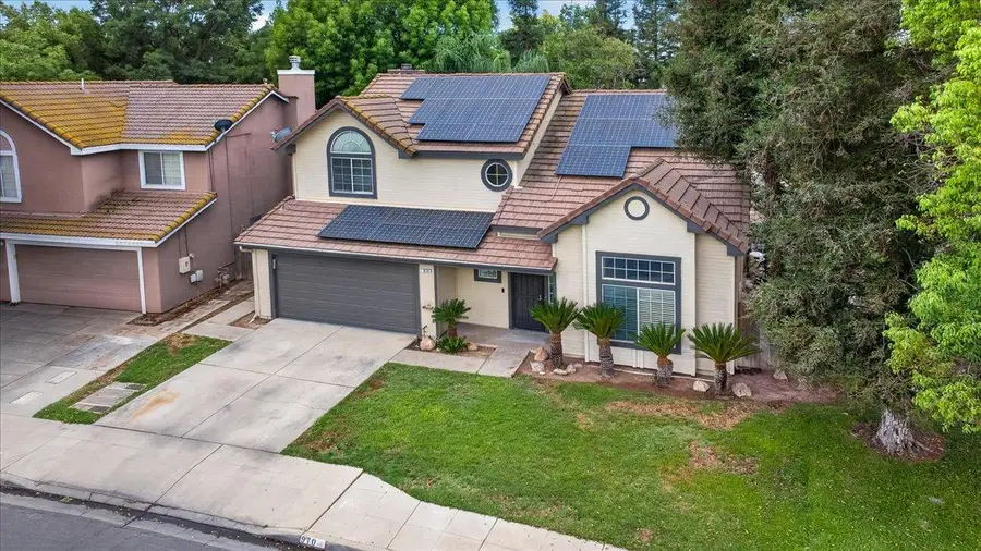 970 N Bush Avenue, Clovis, CA 93611 - #3