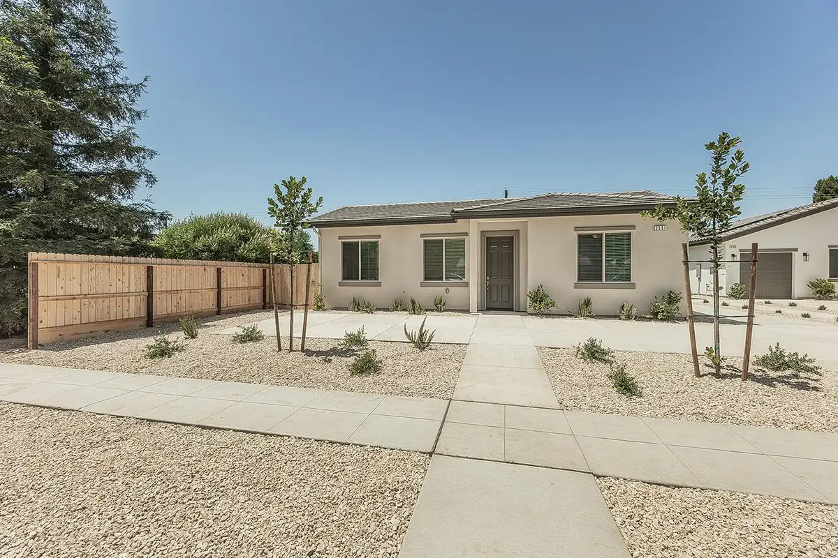 2331 N Arthur Avenue, Fresno, CA 93705 - #1
