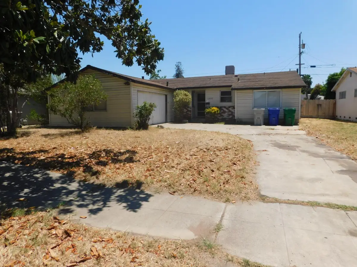1300 Tamarack Avenue, Atwater, CA 95301 - #1