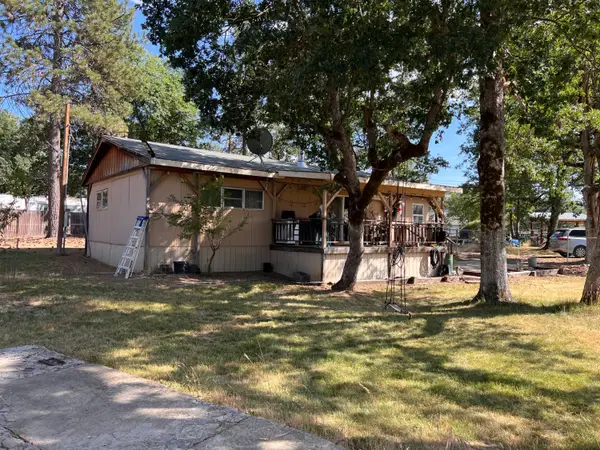 70 N Oak Avenue, Hayfork, CA 96041