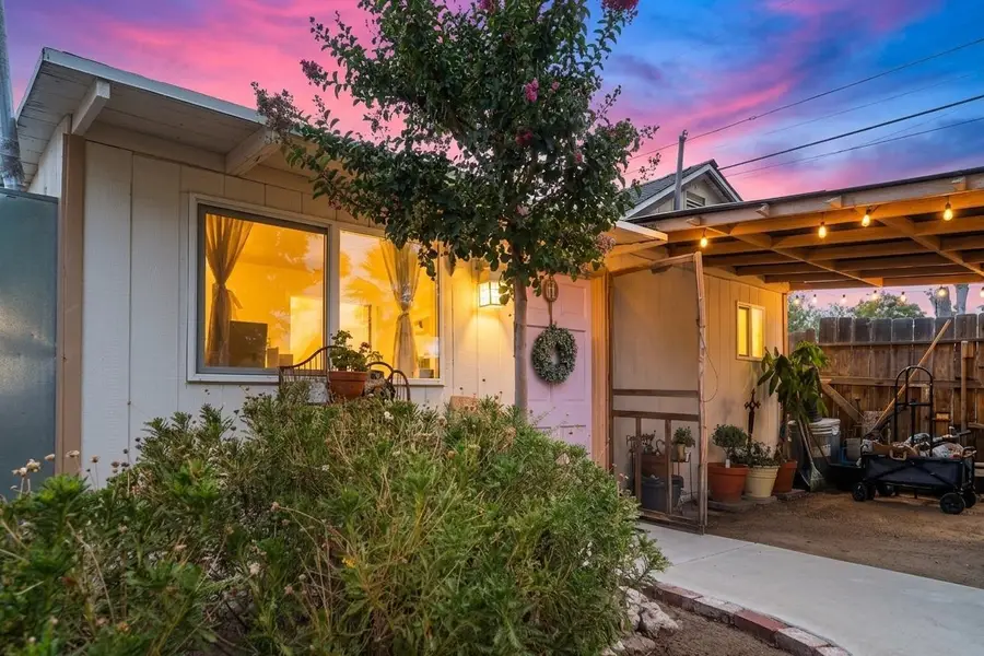 555 E Fountain Way, Fresno, CA 93704 - #3
