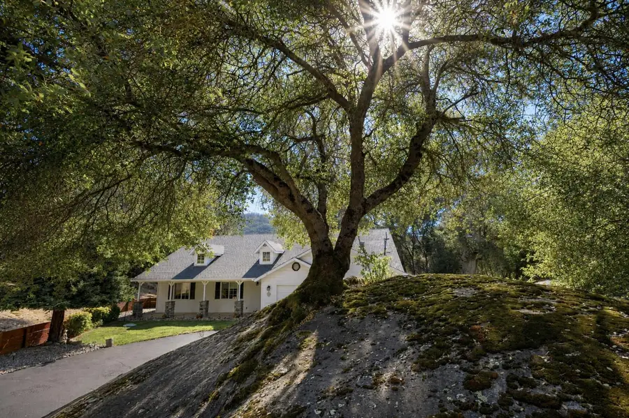 41124 Deer Creek Drive, Oakhurst, CA 93644 - #2