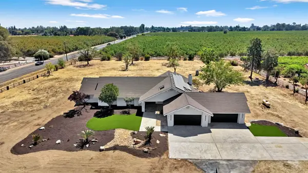 1470 N Locan Avenue, Fresno, CA 93737