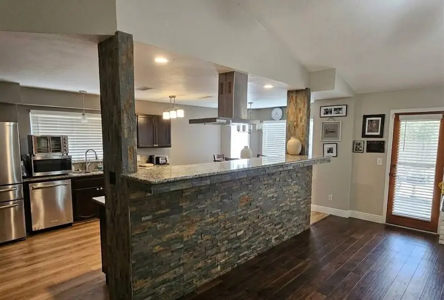 6415 N Adoline Avenue, Fresno, CA 93711 - #2