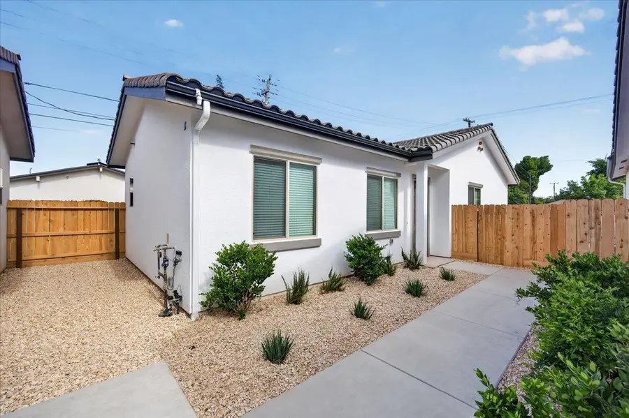 2343 N Arthur, Fresno, CA 93705 - #3