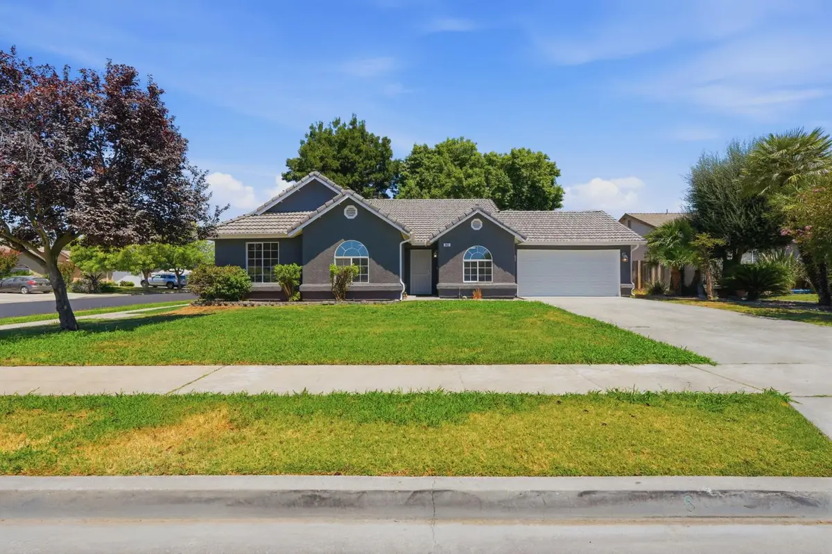 942 Boxwood Lane, Lemoore, CA 93245 - #1