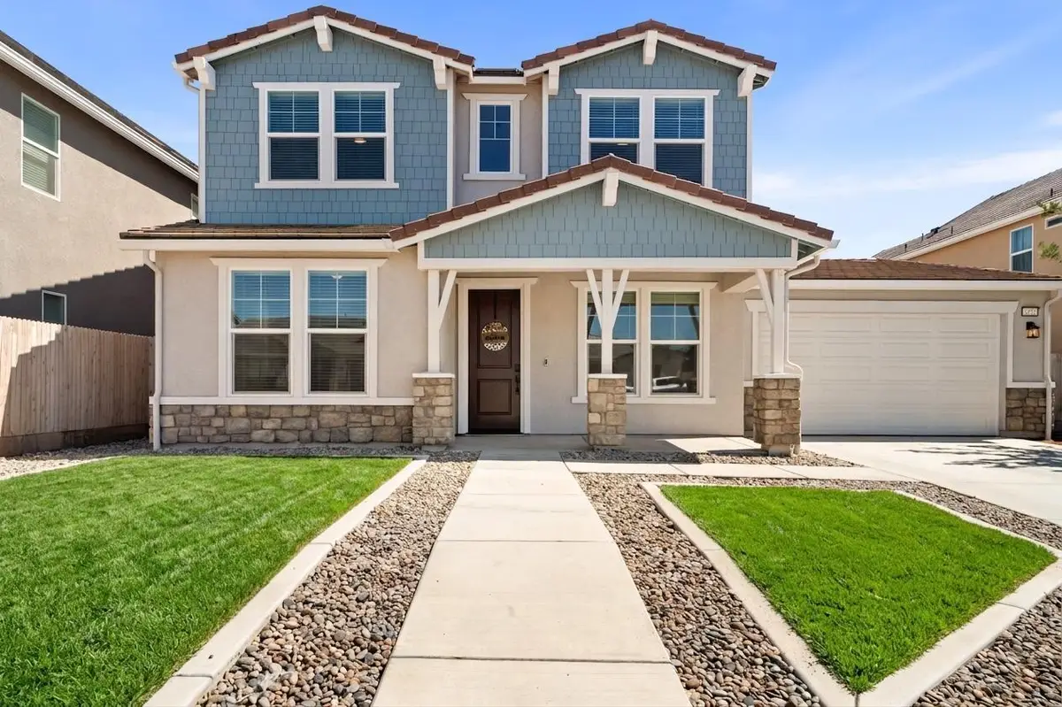 2673 Vineyard Street, Hanford, CA 93230 - #1