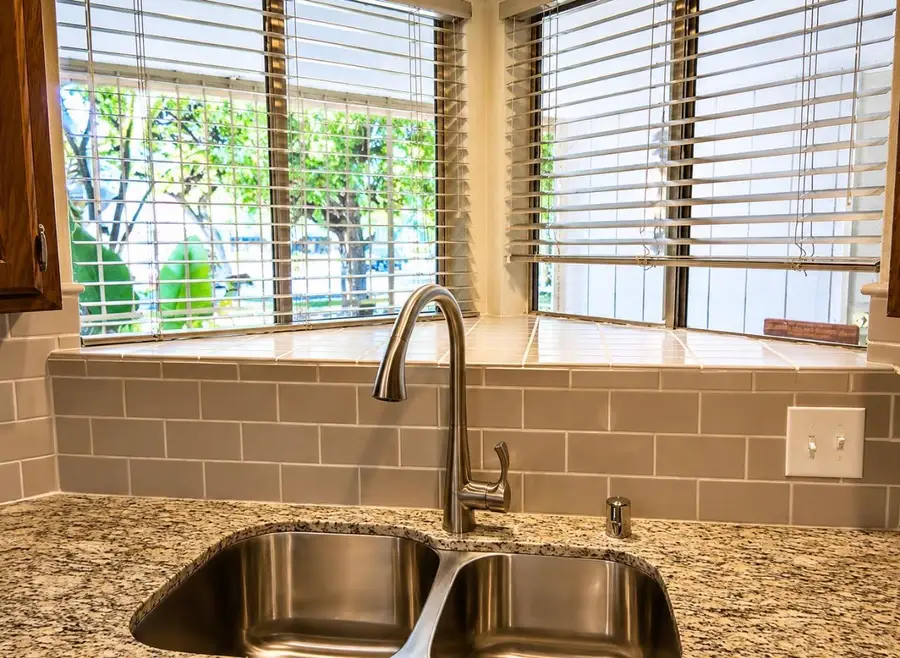 247 W Vartikian, Fresno, CA 93704 - #3