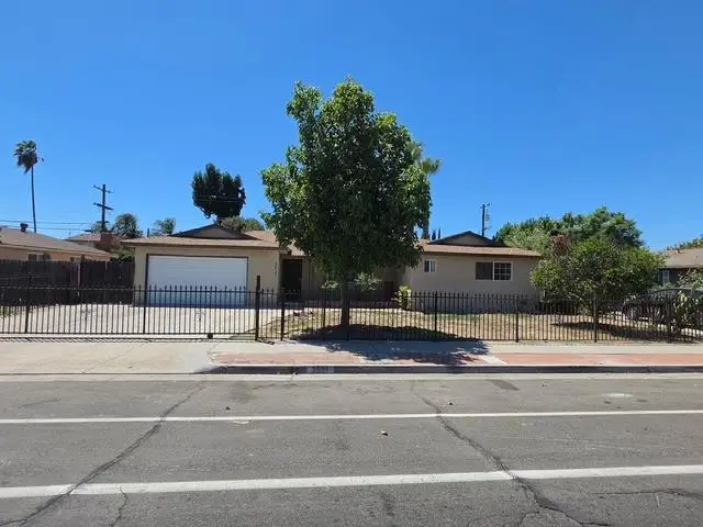 3521 N Maple Avenue, Fresno, CA 93726 - #1