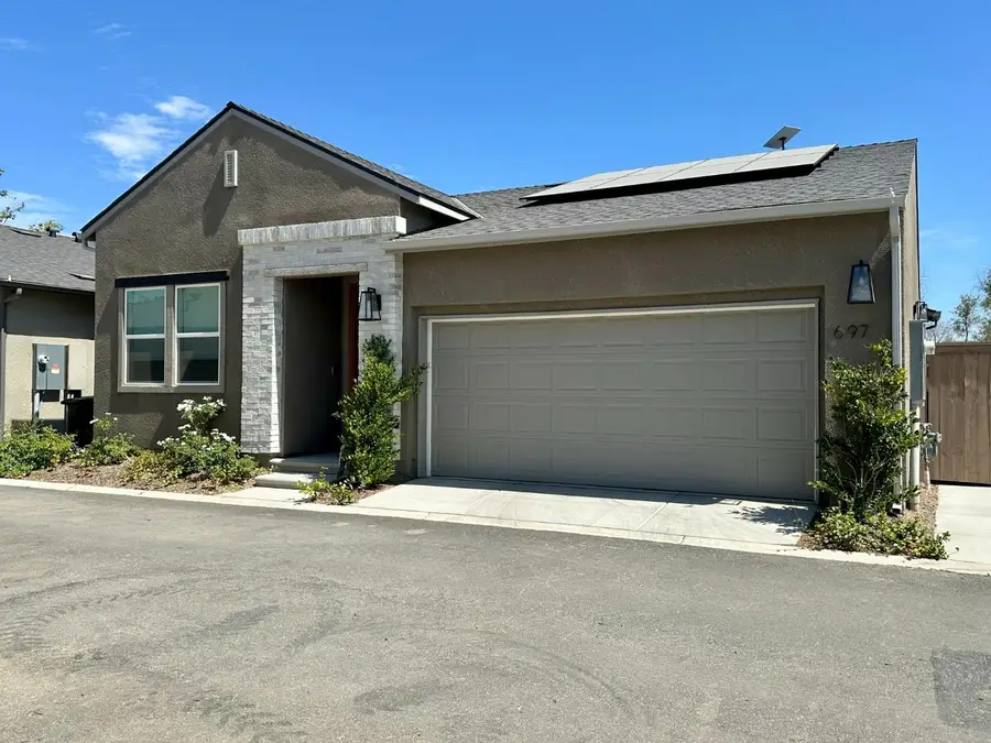 697 Grace Way, Madera, CA 93636 - #2