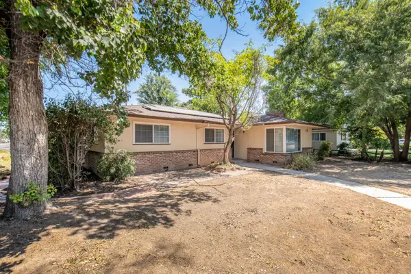 5005 E Harvey Avenue, Fresno, CA 93727