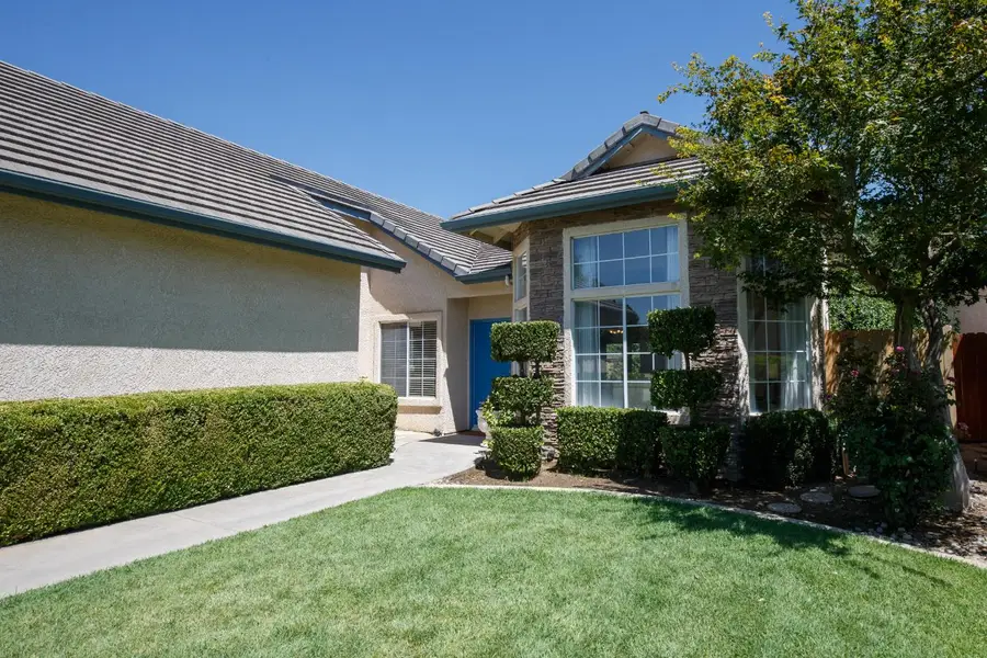 2717 San Gabriel Avenue, Clovis, CA 93611 - #3