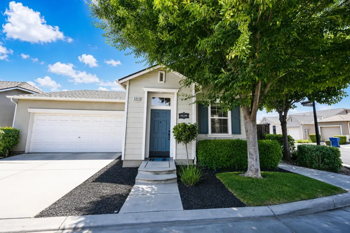 3693 W Persimmon Lane, Fresno, CA 93711 - #1