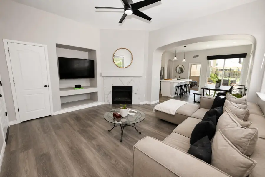 3693 W Persimmon Lane, Fresno, CA 93711 - #2