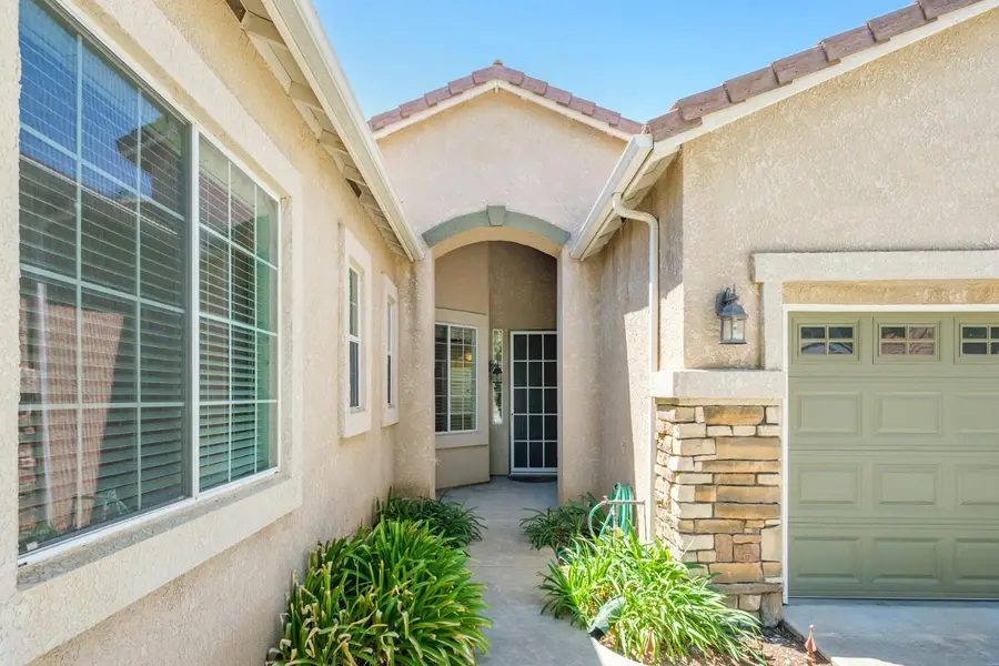 2859 E Muncie Avenue, Fresno, CA 93720 - #2